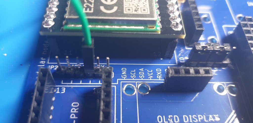 Sposób montażu przewodu, jeśli montujemy moduł E22P